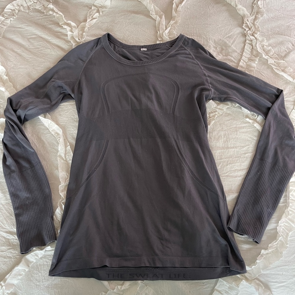 Lululemon swiftly tech long sleeve
